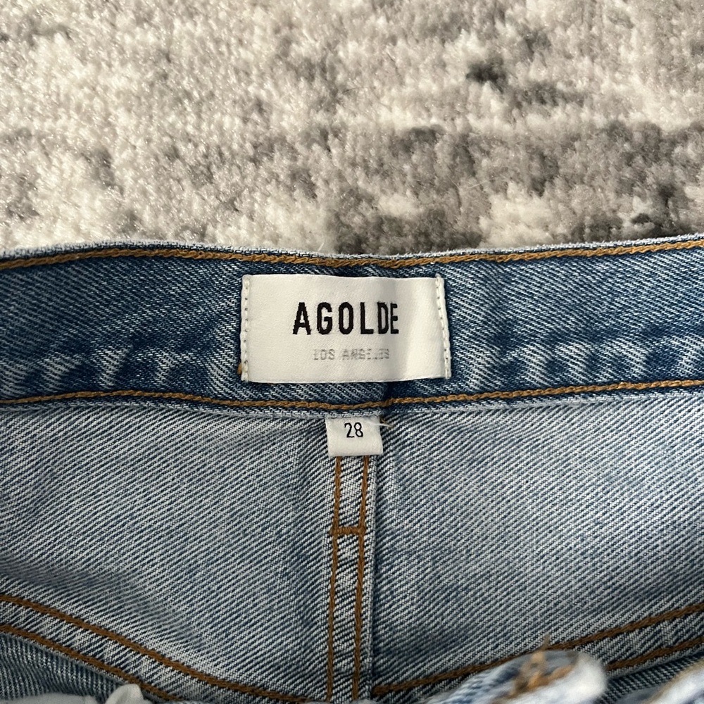 Agolde Riley High Rise Slim Short – Snapshot - Picture 3 of 8